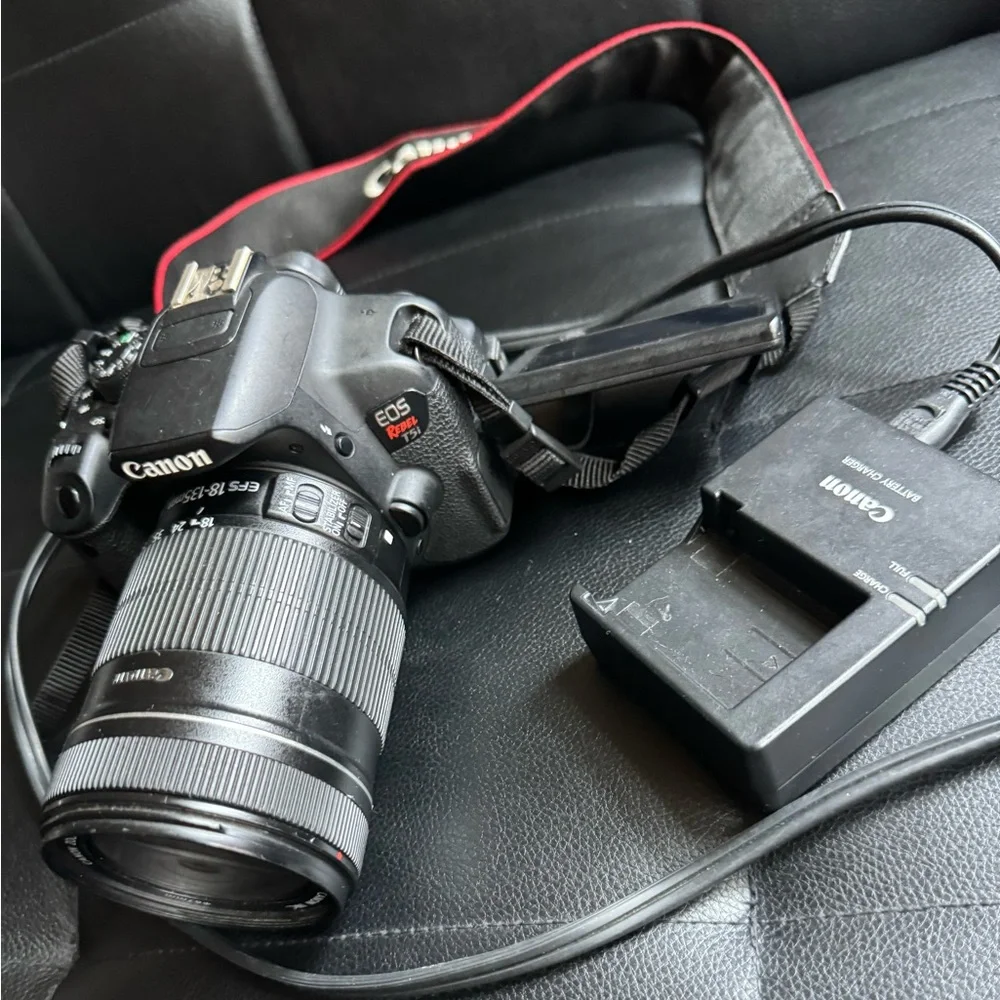 Cannon T5i with Lens